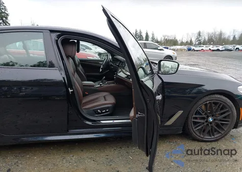 2018 BMW M550I xDrive из США, поврежденный, VIN WBAJB9C56JB287096